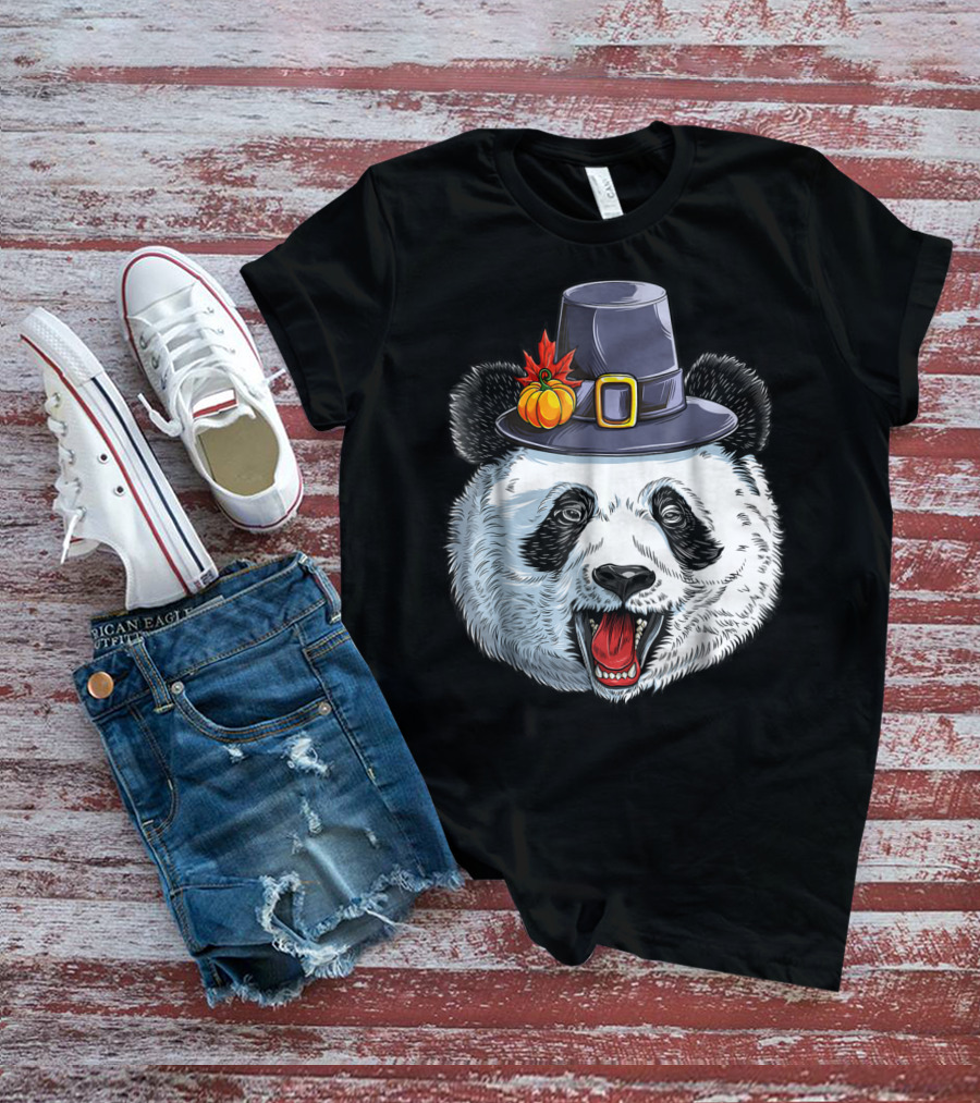 Thanksgiving Panda In Pilgrim Hat With Pumpkin And Leaves T-Shirt