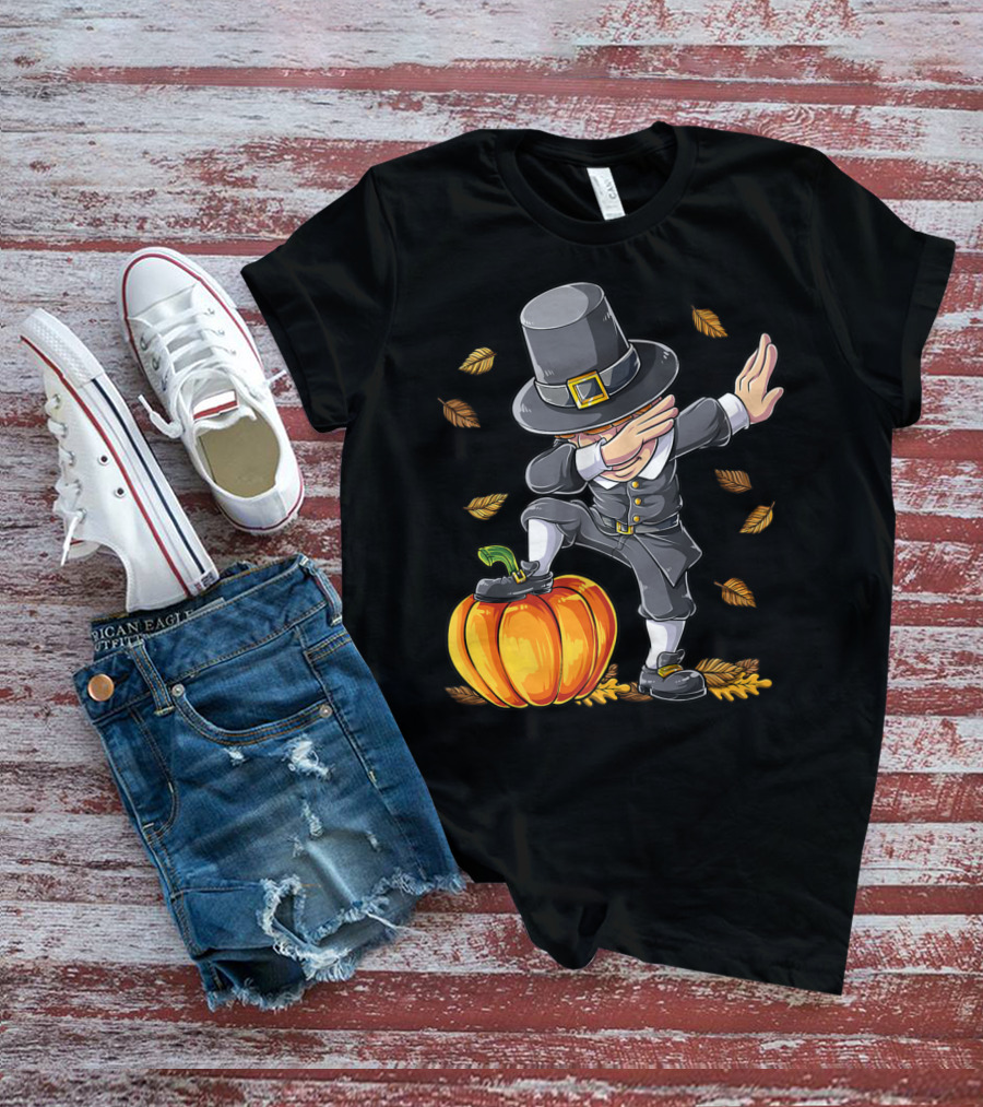 Thanksgiving Dabbing Pilgrim Boy Pumpkin Autumn Leaves T-Shirt