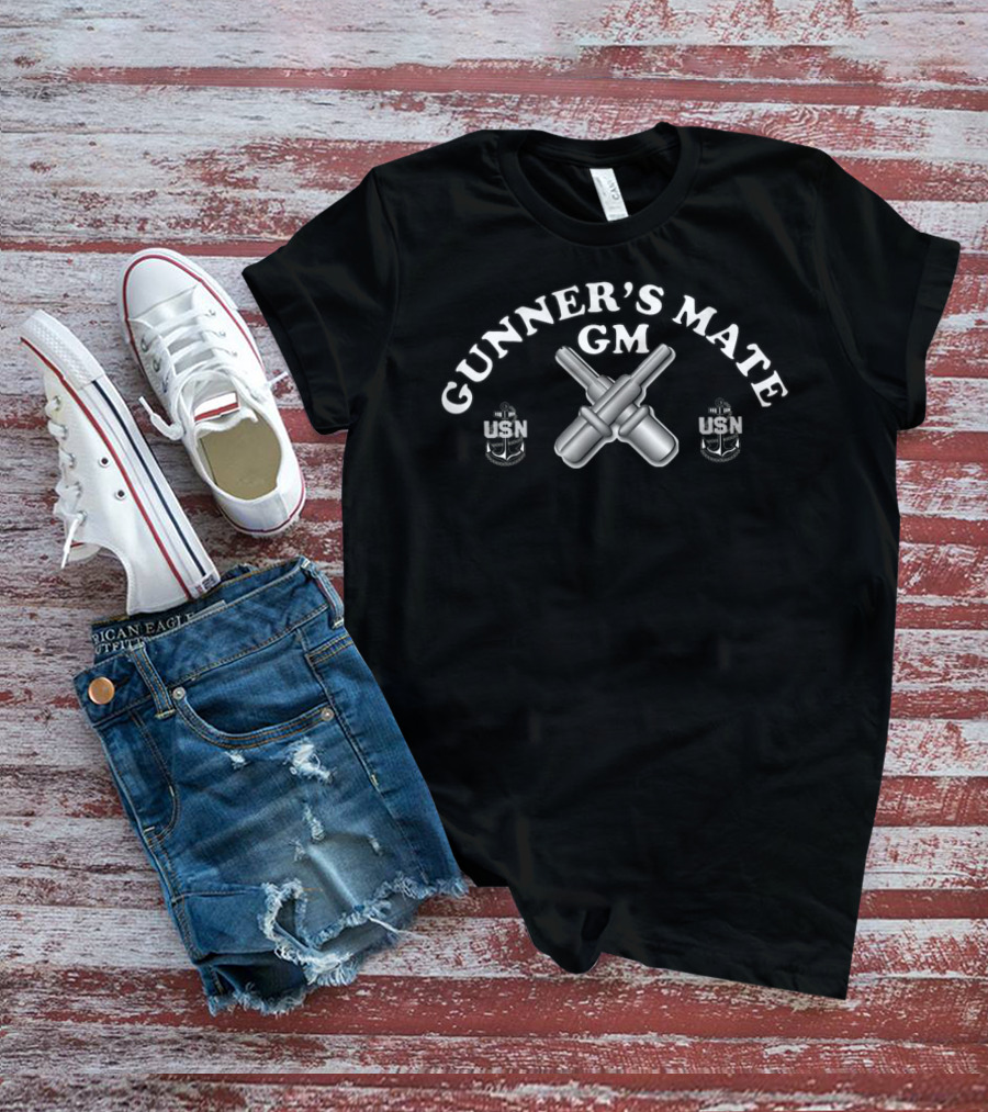 Gunner's Mate GM USN Navy Rating Badge T-Shirt