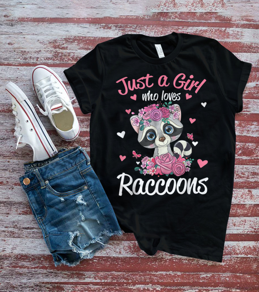 Just A Girl Who Loves Raccoons Floral Hearts T-Shirt