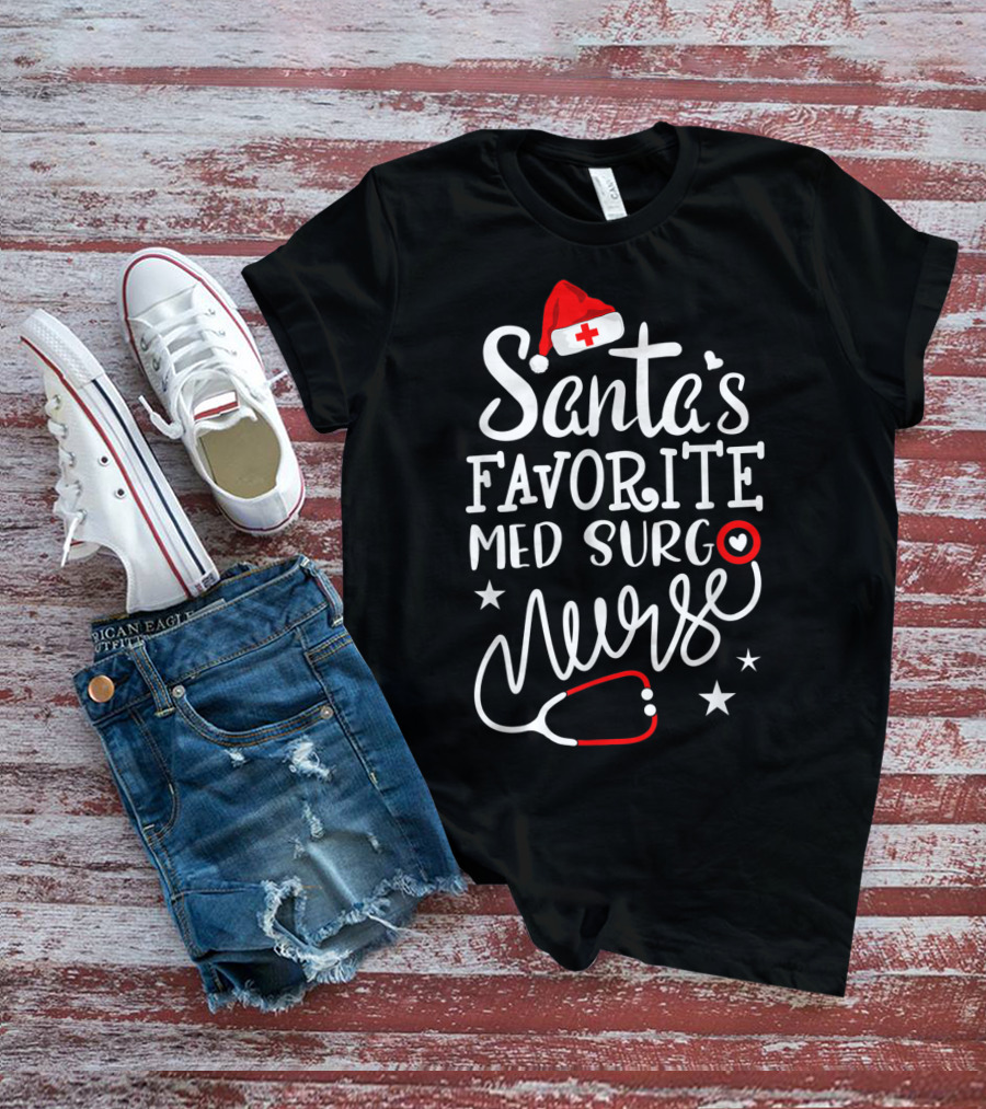 Santa's Favorite Med Surg Nurse Christmas Hat Stethoscope T-Shirt
