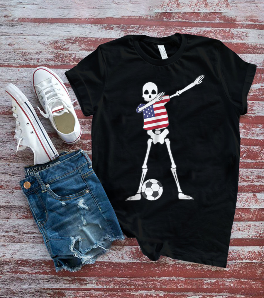 Dabbing Skeleton USA Soccer American Flag Dab Dance Football T-Shirt