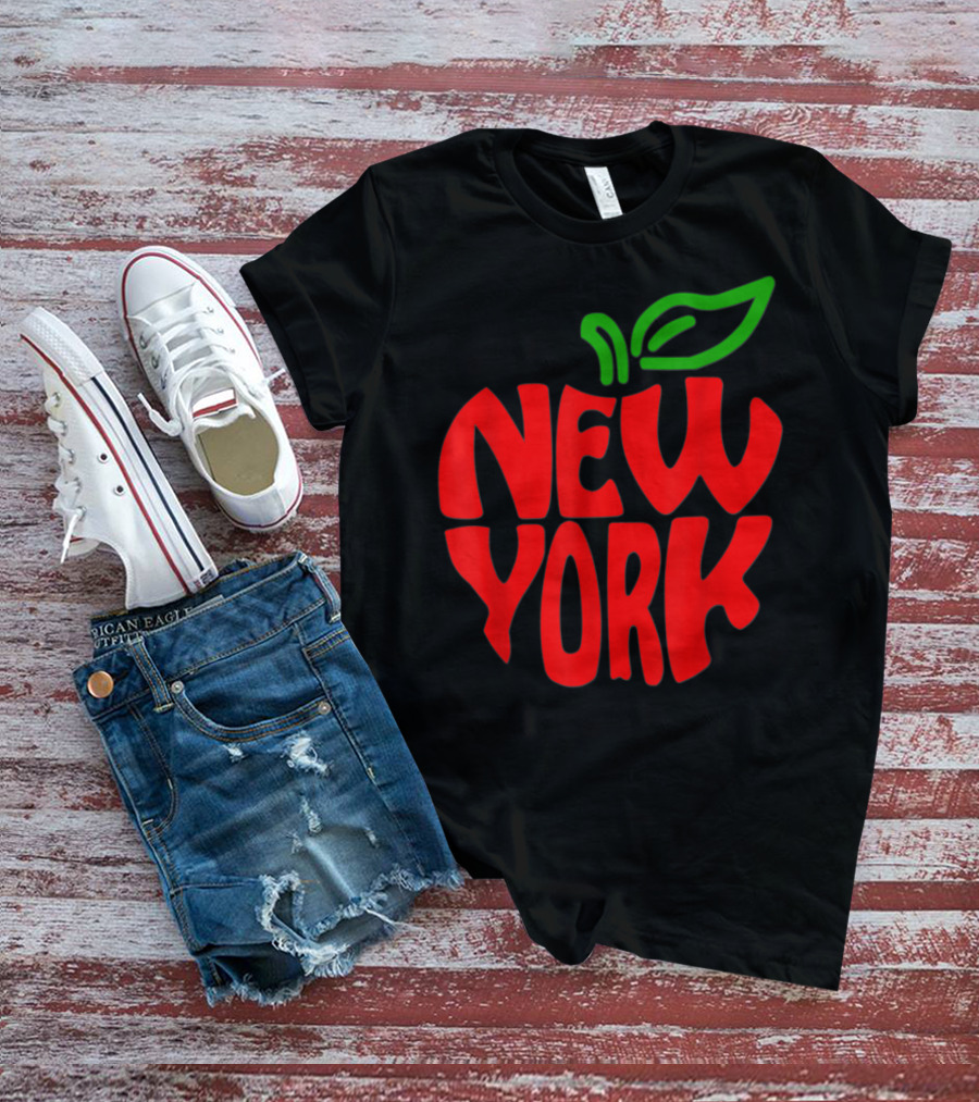 New York Big Apple Red Typography With Green Leaf T-Shirt