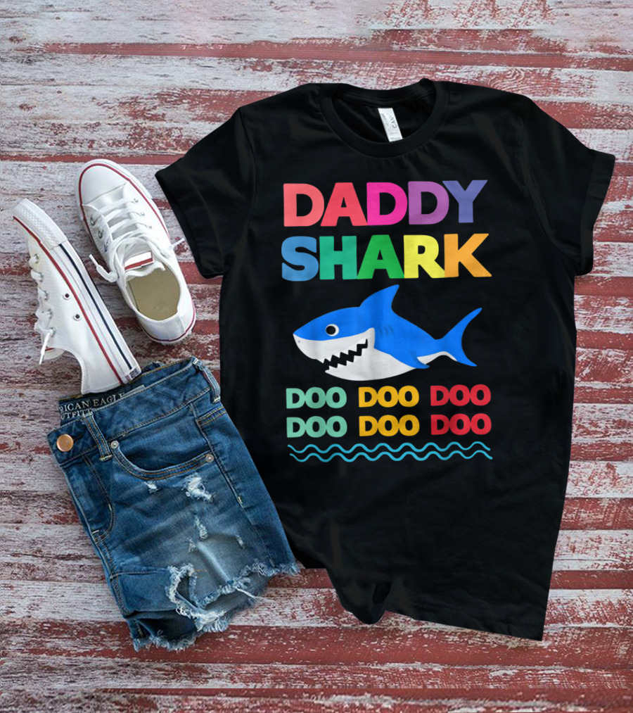 Daddy Shark Doo Doo Doo Baby Mommy Shark Funny Colorful Wave T-Shirt