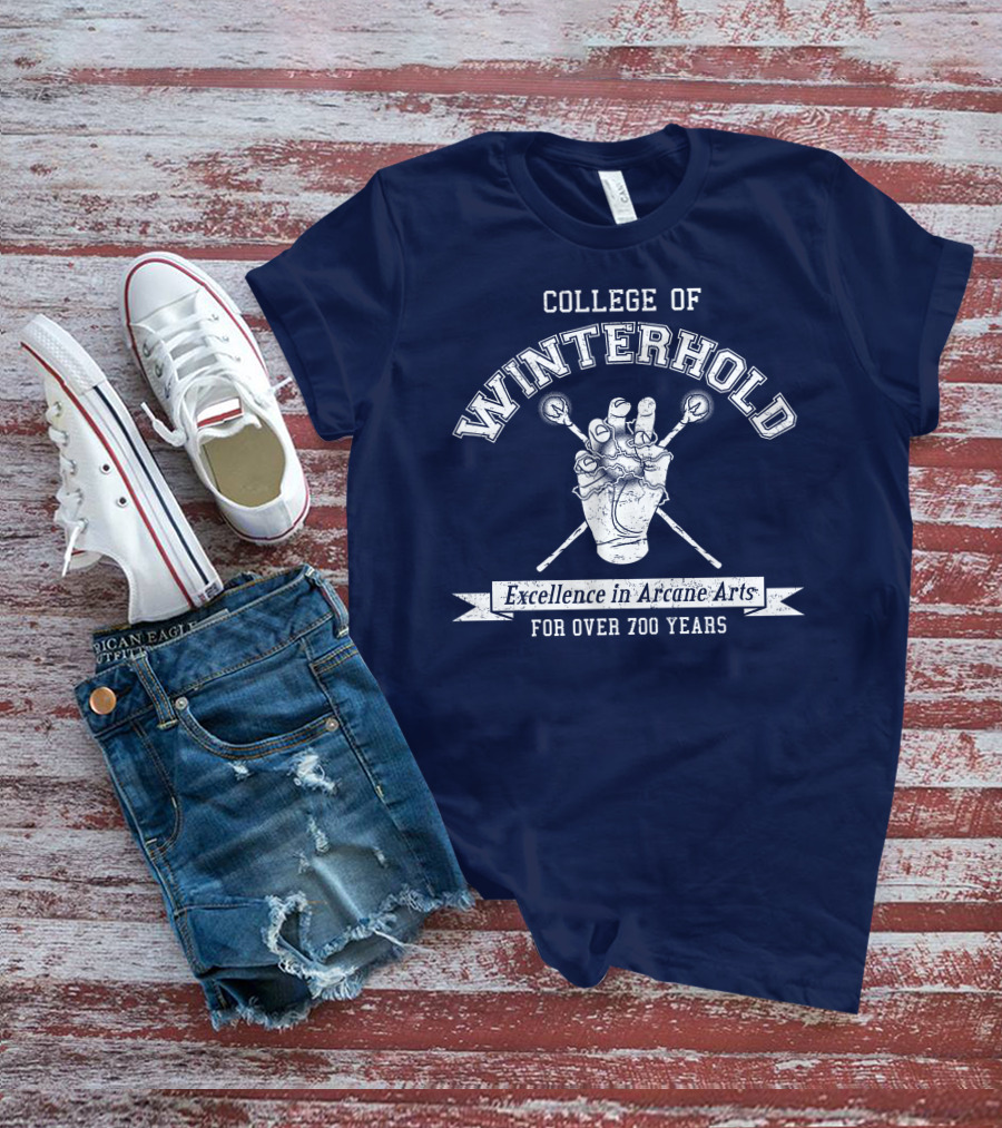 COLLEGE OF WINTERHOLD EXCELLENCE IN ARCANE ARTS FOR OVER 700 YEARS T-Shirt