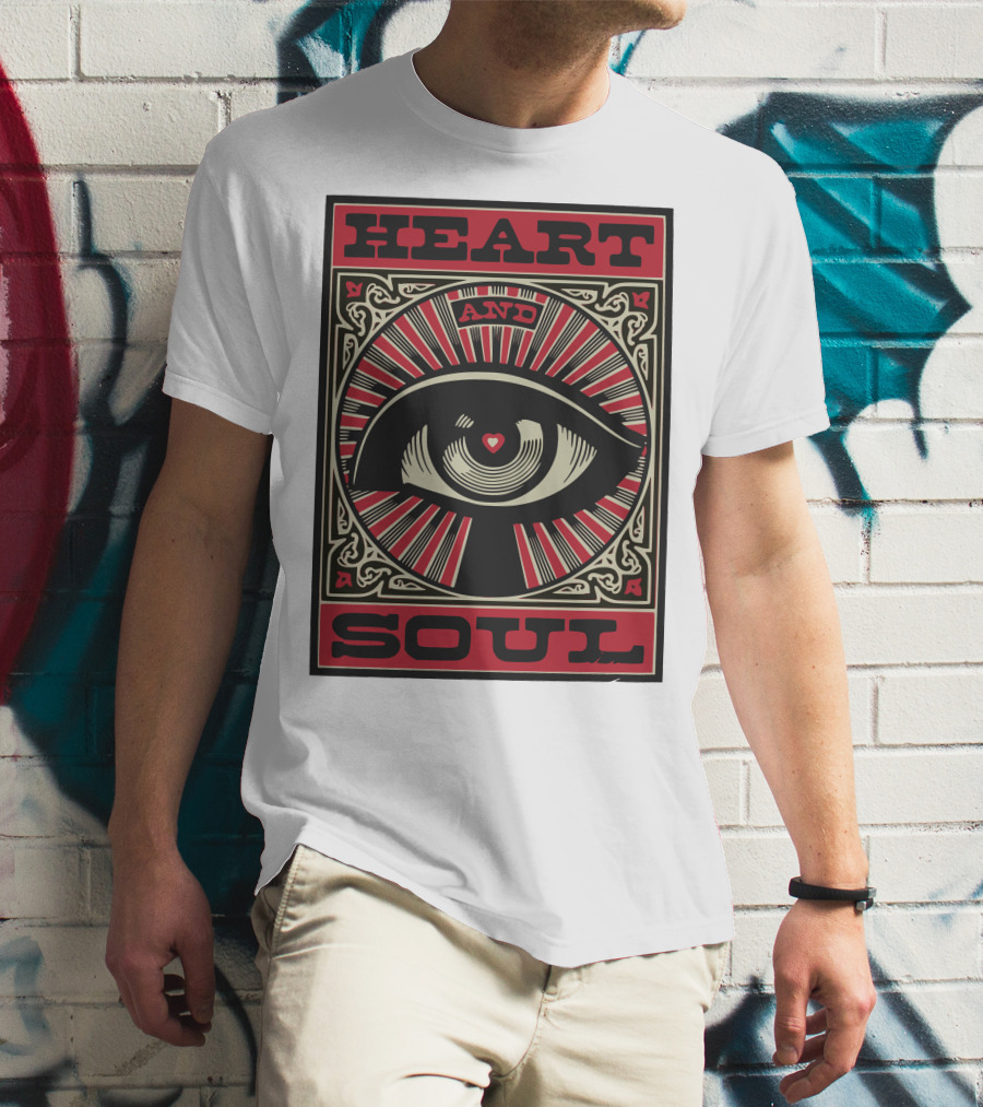Heart And Soul Eye Art Radiating Love T-Shirt