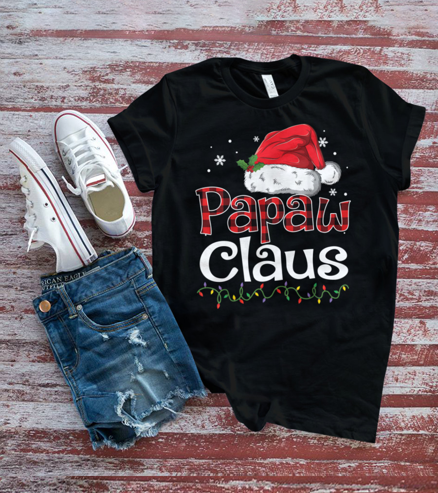 Papaw Claus Christmas Santa Hat Snowflakes Lights T-Shirt