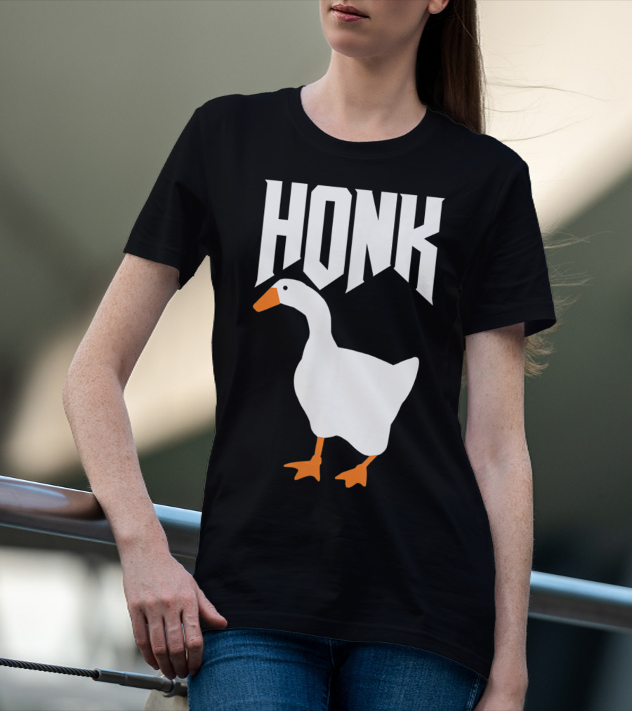 Honk Goose Funny Video Gamer Untitled Goose Game T-Shirt