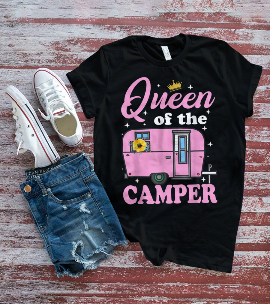 Queen Of The Camper Crowned Floral Retro Caravan Camping Outdoor T-Shirt