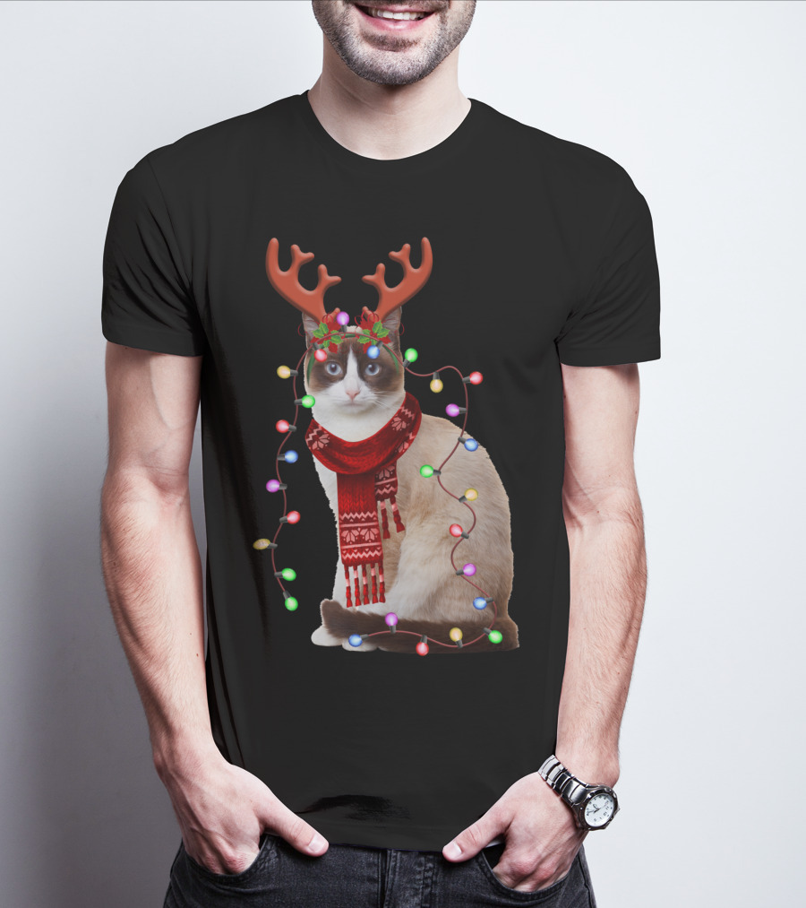Santa Siamese Cat Reindeer Antlers Wrapped In Christmas Lights T-Shirt