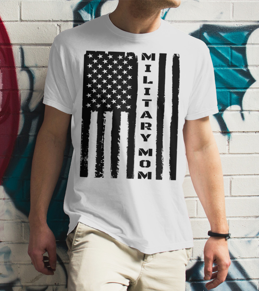 Military Mom American Flag Veteran's Pride T-Shirt