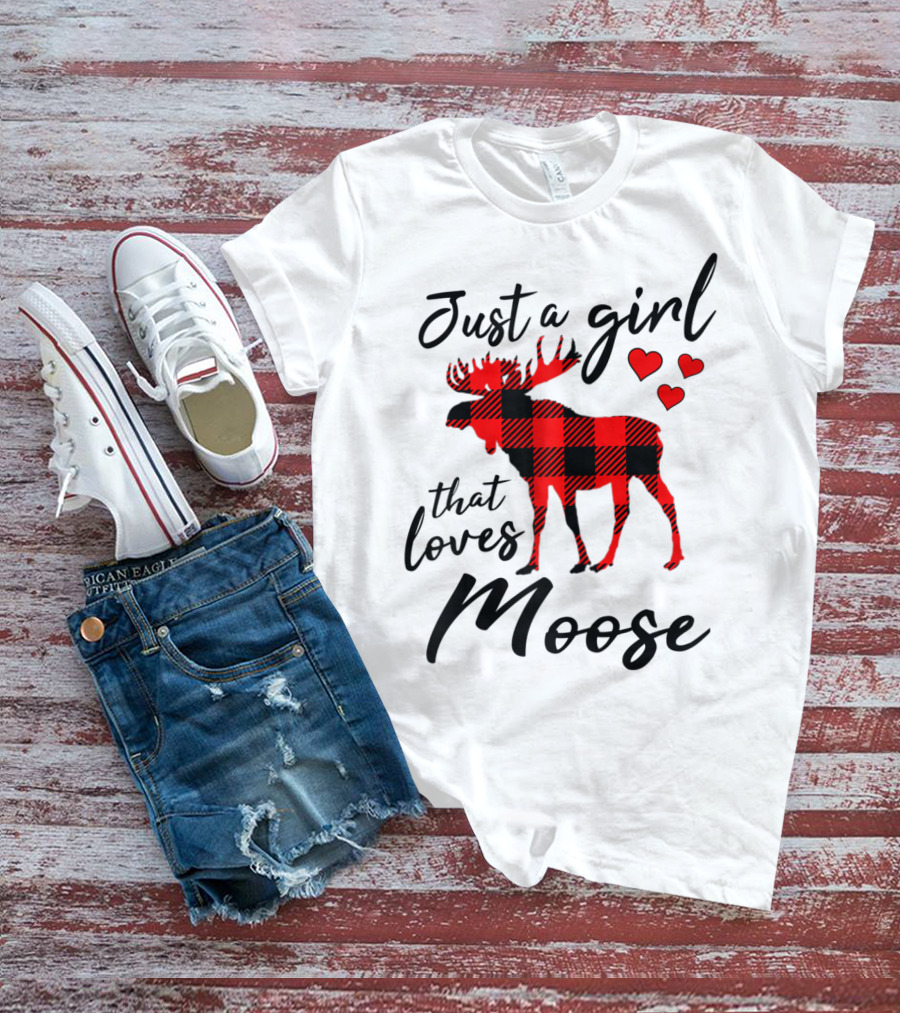 Just A Girl That Loves Moose Buffalo Plaid Hearts T-Shirt