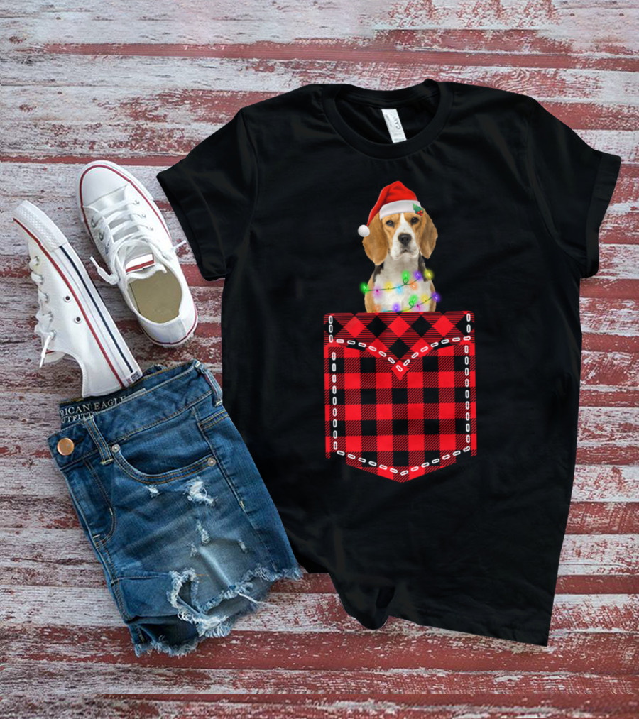 Funny Beagle Santa Hat Buffalo Plaid Xmas Lights In Pocket T-Shirt