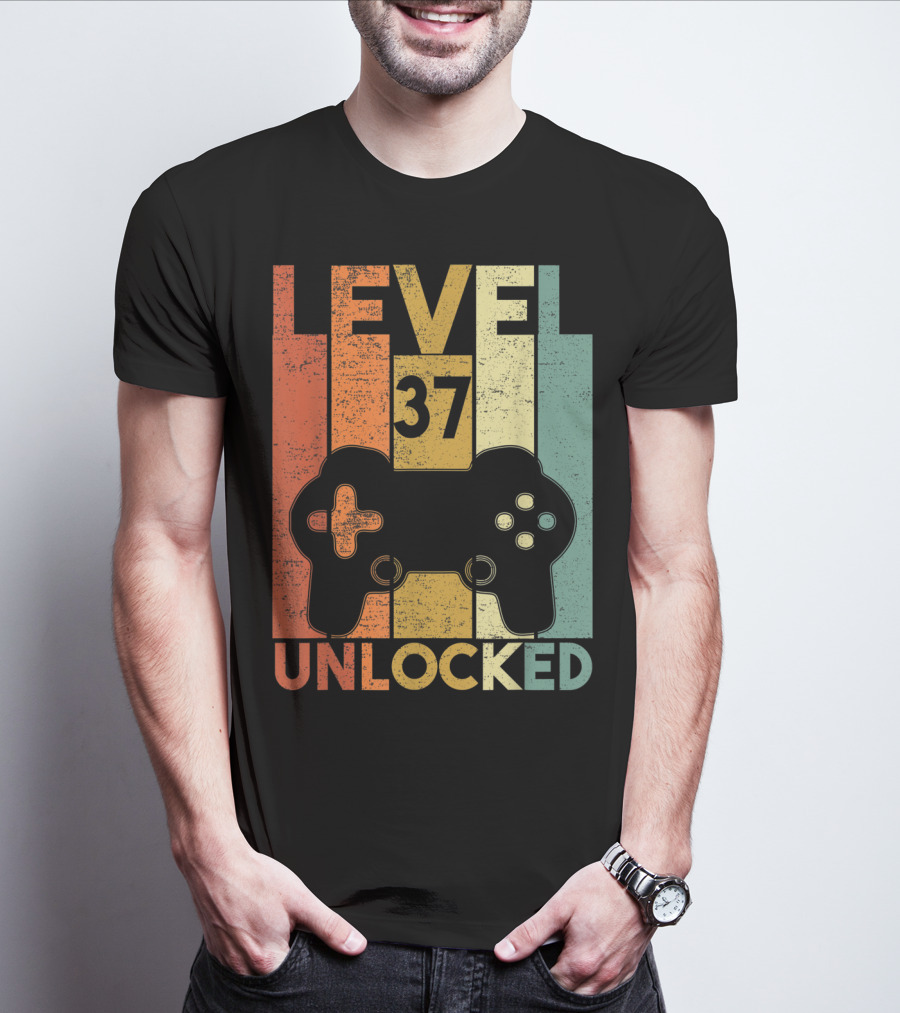 Level 37 Unlocked 1983 Birthday Gaming Controller T-Shirt