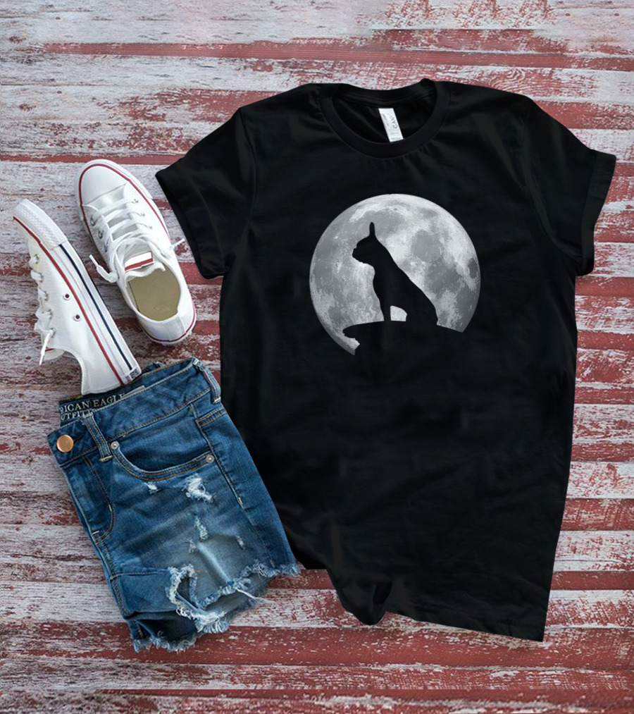French Bulldog Silhouette With Moon In French Bulldogs T-Shirt