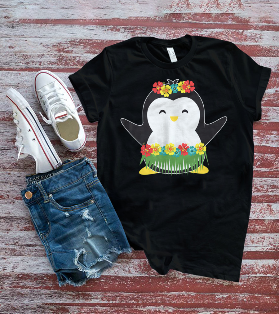 Penguin With Hula Skirt And Hawaiian Flowers Luau Party T-Shirt