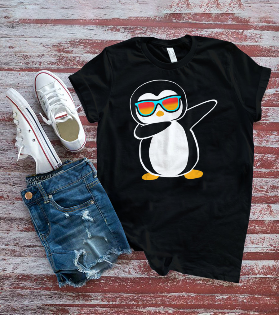 Dabbing Penguin Cute Animal With Sunglasses Birthday Party T-Shirt