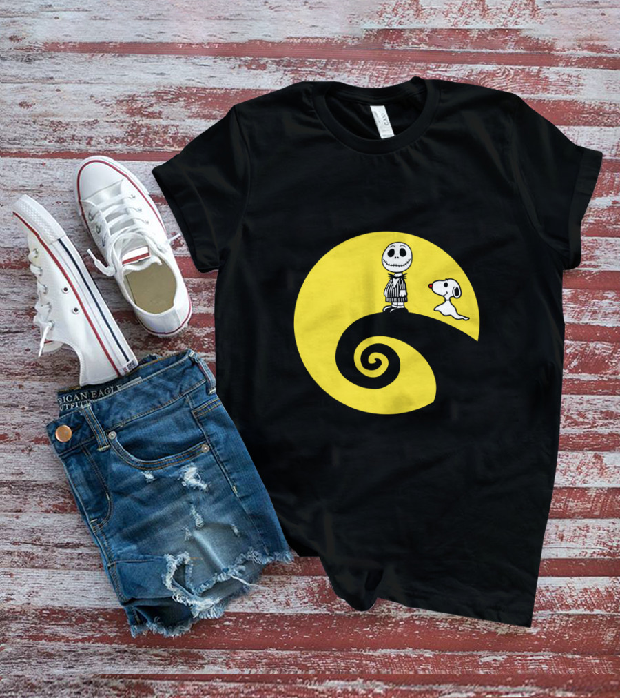 Jack Skellington And Snoopy Crossover In The Peanuts Movie Halloween Scene T-Shirt