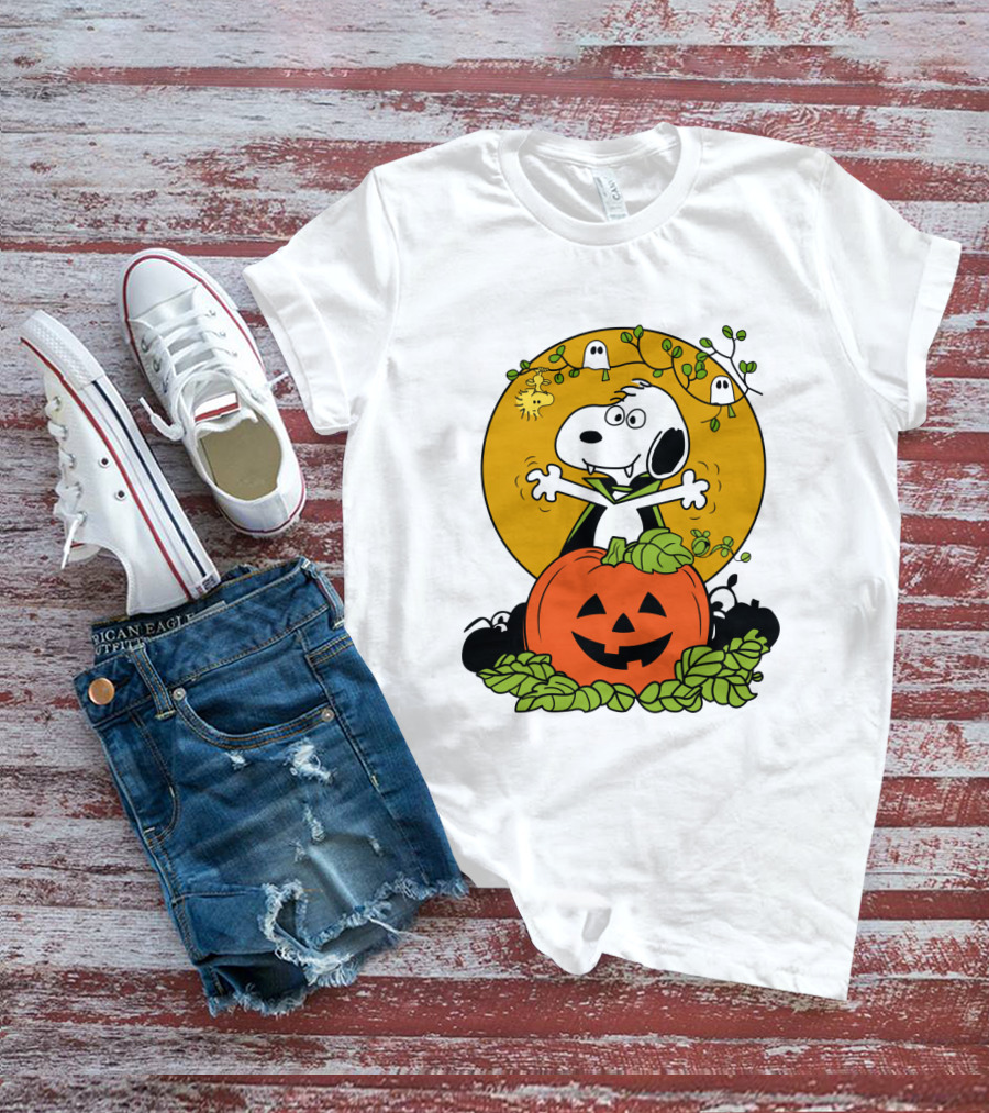 Pumpkin Halloween Snoopy Vampire Peanuts Movie Ghosts Jack-O'-Lantern T-Shirt