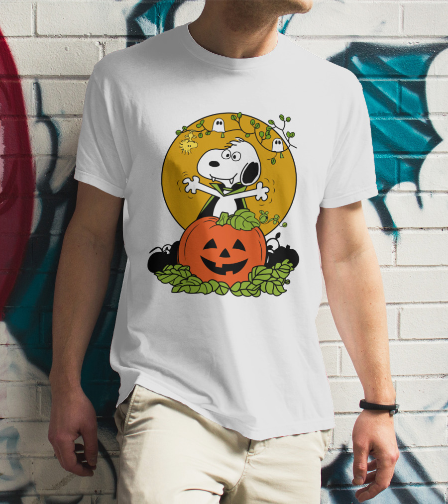 Pumpkin Halloween Snoopy Vampire Peanuts Movie Ghosts Jack-O'-Lantern T-Shirt