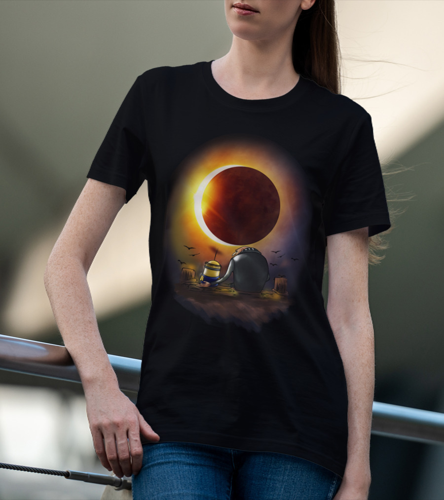Gru And Kevin Watching Solar Eclipse Minions Despicable Me T-Shirt