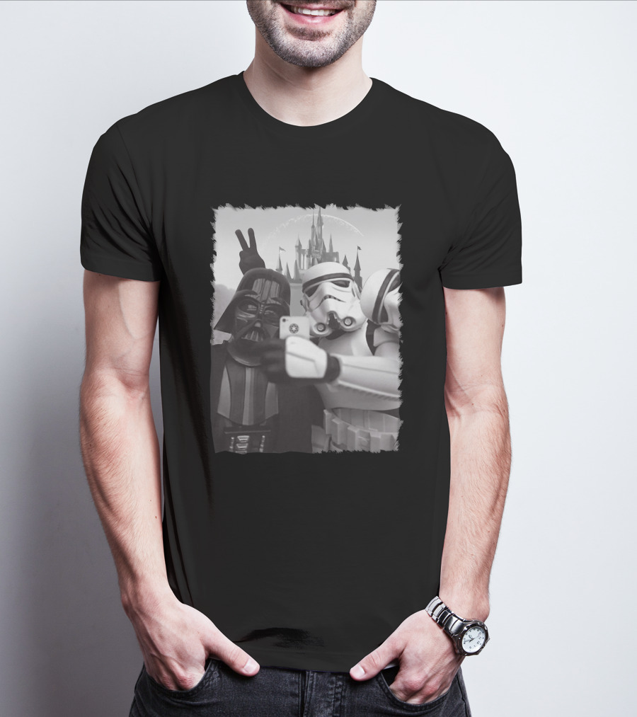 Selfie In Disneyworld Darth Vader Star Wars Stormtrooper Peace Sign Castle T-Shirt