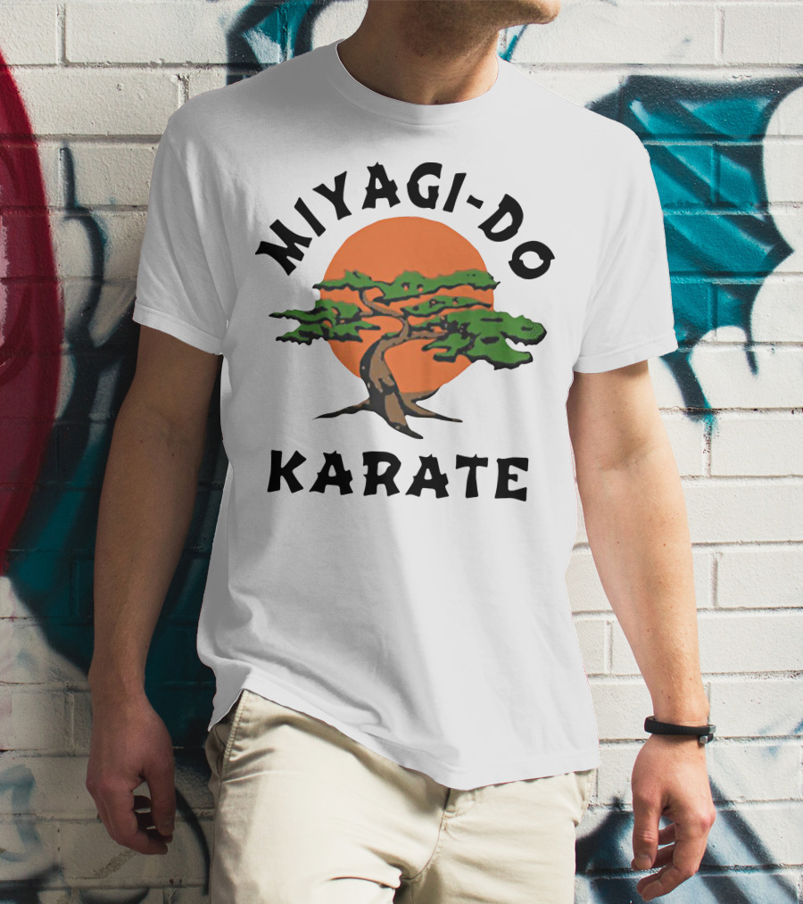 Miyagi-Do Karate Bonsai Tree With Sun Background T-Shirt