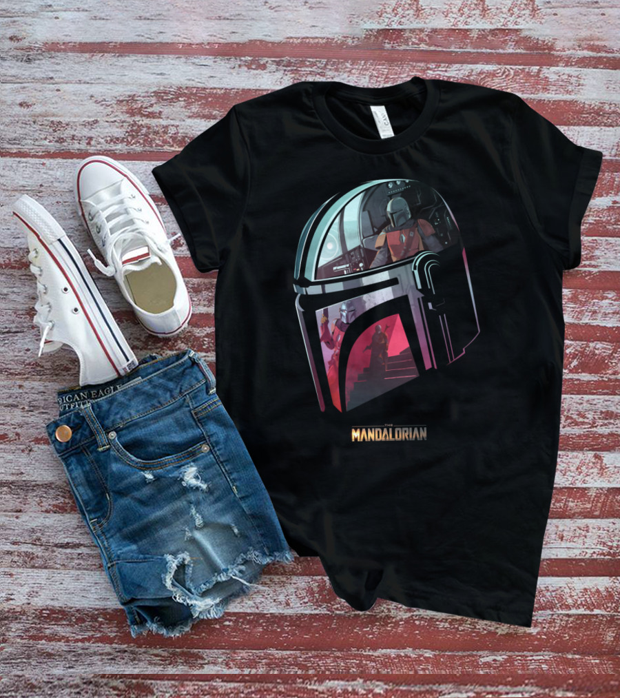 The Mandalorian Helmet Reflection Scene T-Shirt