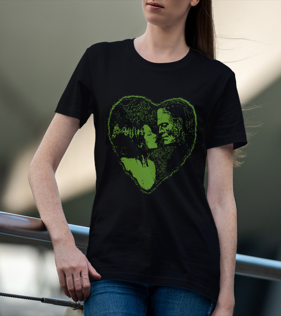 Frankenstein And Bride Heart Embrace Retro Horror Walking Dead TV Show Look T-Shirt