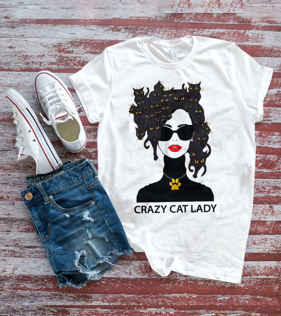 CRAZY CAT LADY Cat Afro Sunglasses Red Lips Golden Paw Necklace T-Shirt