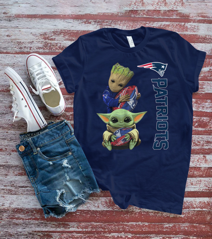 Patriots Groot And Baby Yoda With New England Football T-Shirt