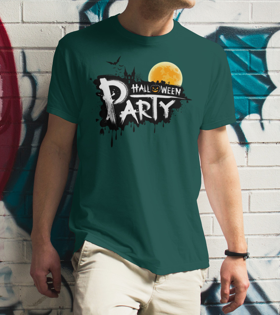 Halloween Party Moonlit Haunted House And Bats T-Shirt