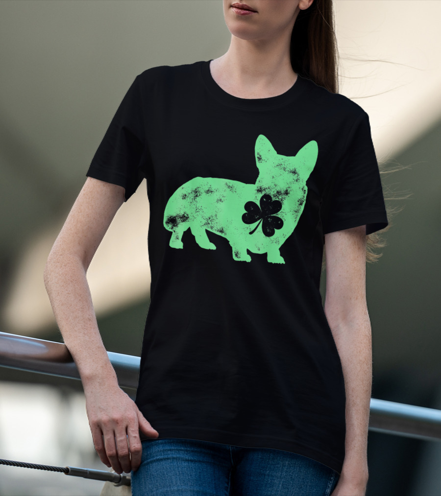 Corgi Shamrock Dog Lover St Patricks Day T-Shirt