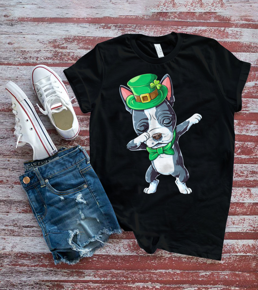 Dabbing Boston Terrier St Patricks Day Leprechaun Green Hat Bow Tie T-Shirt