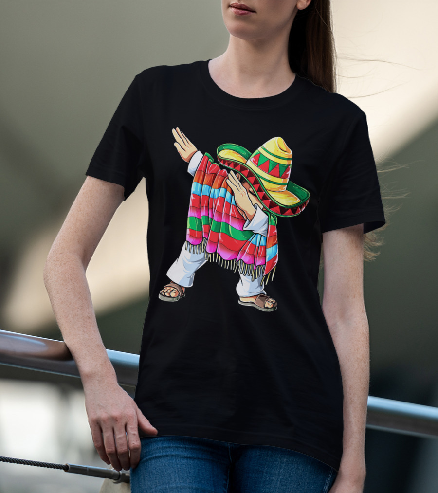 Cinco De Mayo Dabbing Sombrero Mexican Poncho Funny Dance T-Shirt