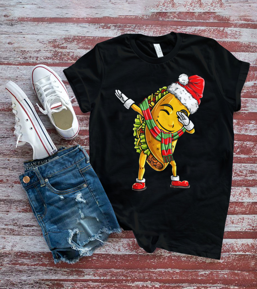 Dabbing Santa Taco With Christmas Hat And Scarf T-Shirt