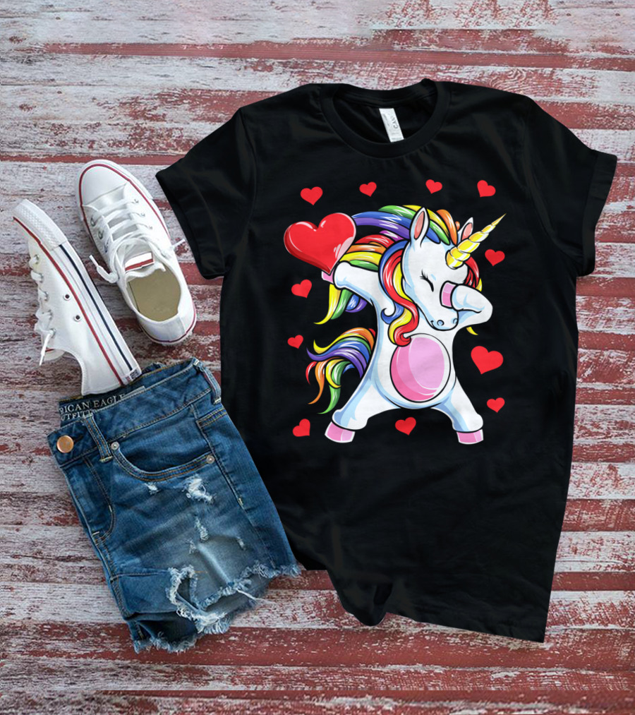 Valentines Day Dabbing Unicorn With Heart And Rainbow Mane T-Shirt
