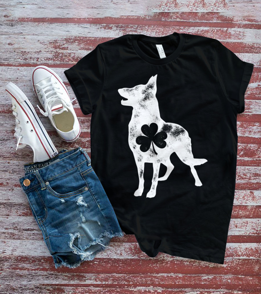 German Shepherd Dog With Shamrock St Patricks Day Men T-Shirt