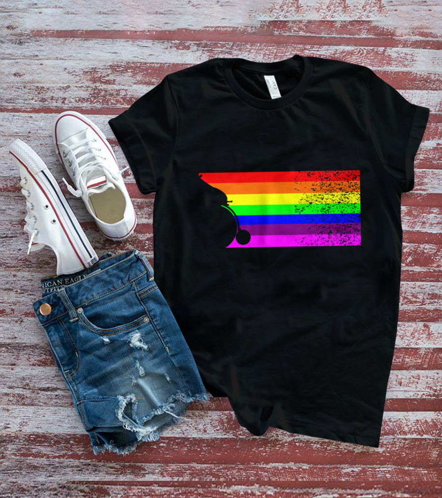 Giraffe Riding A Bike With Retro Rainbow Stripes T-Shirt