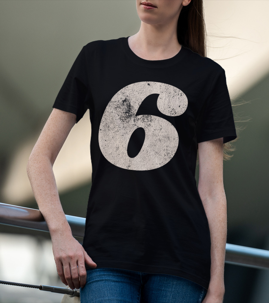 Vintagestyle Number 6 Distressed Retro Look T-Shirt