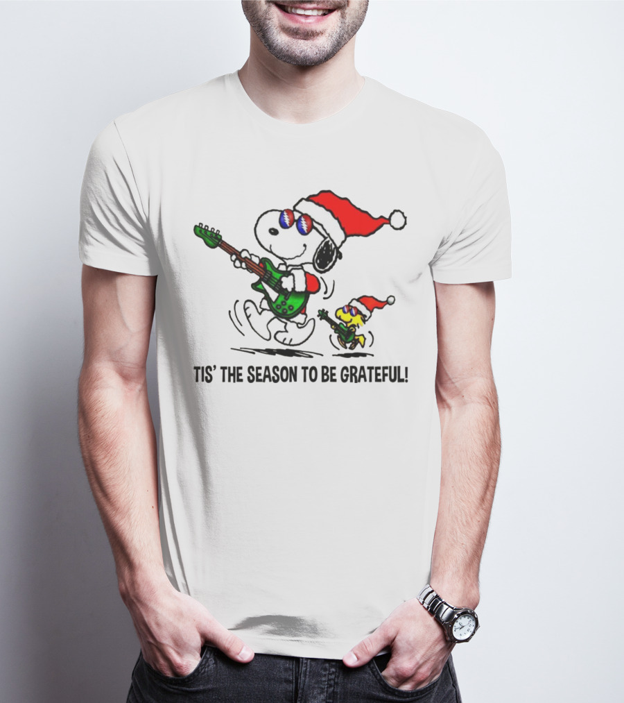 'Tis The Season To Be Grateful Snoopy Grateful Dead Santa Hat Guitar T-Shirt