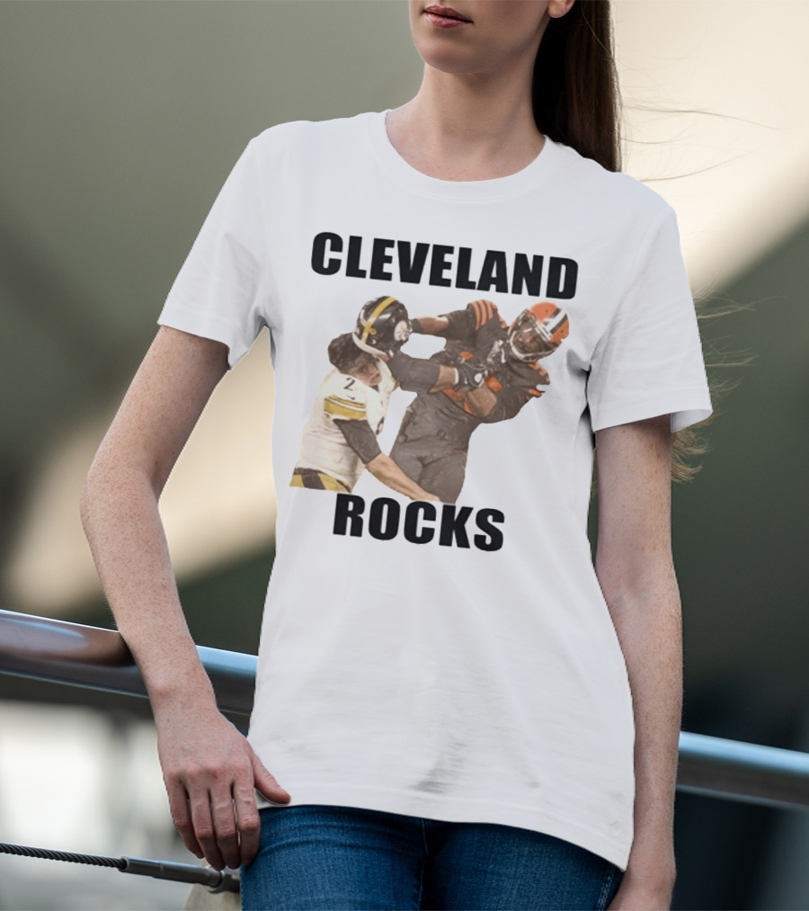 Cleveland Rocks Rudolph Started It Football Rivalry Clash T-Shirt