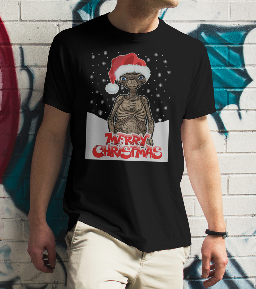 Merry Christmas ET The Extra Terrestrial Santa Hat Snowflakes T-Shirt