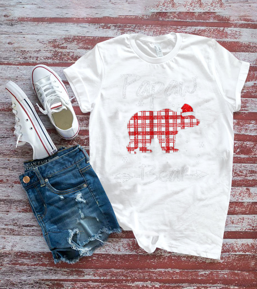 Papaw Bear Red Plaid Santa Hat Winter Holiday Plaid Bear T-Shirt