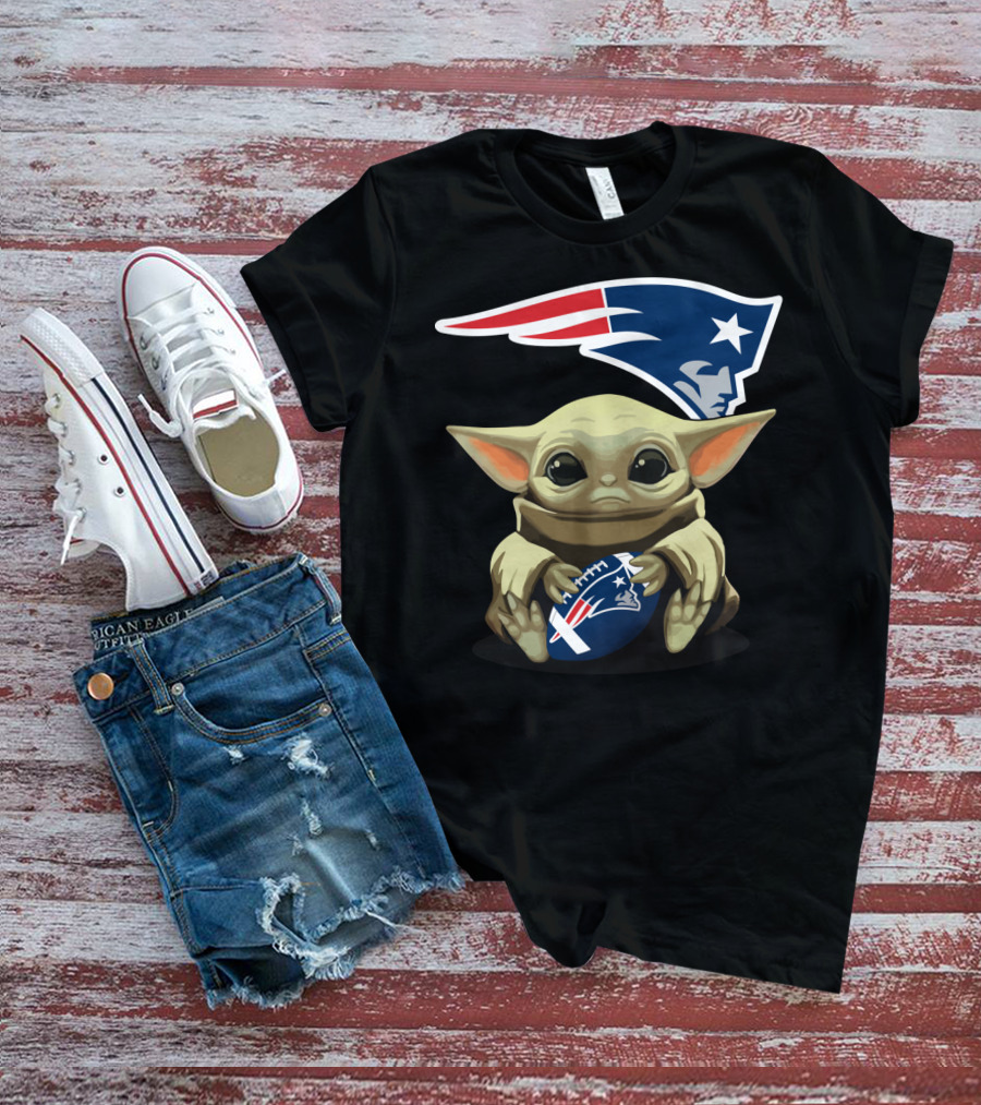 Yoda Baby Patriots Football Star Wars Crossover T-Shirt