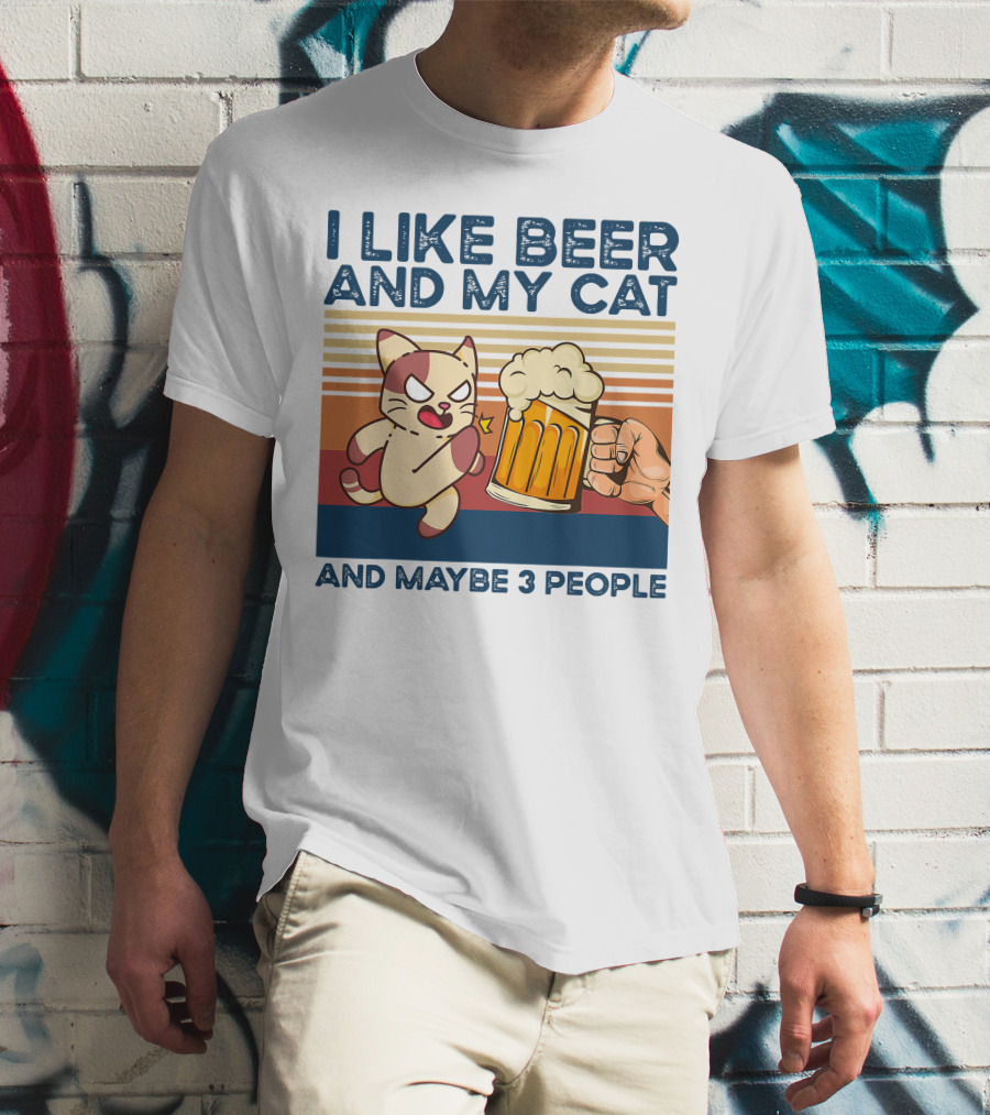 I Like Beer And My Cat And Maybe 3 People Vintage Style Retro Cat Lover T-Shirt