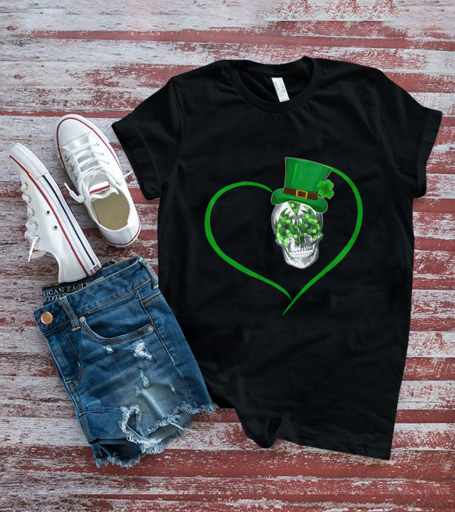 Skull Heart Shamrock Top Hat St. Patrick's Day T-Shirt
