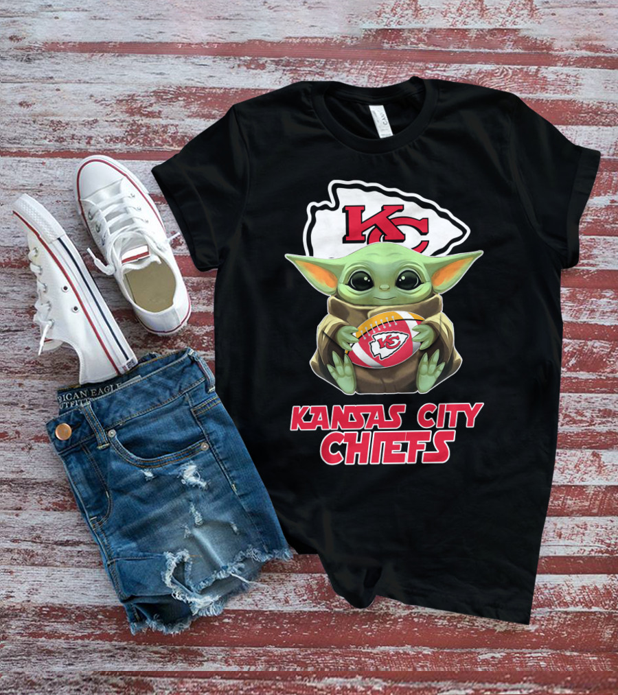 Kansas City Chiefs Baby Yoda Football T-Shirt