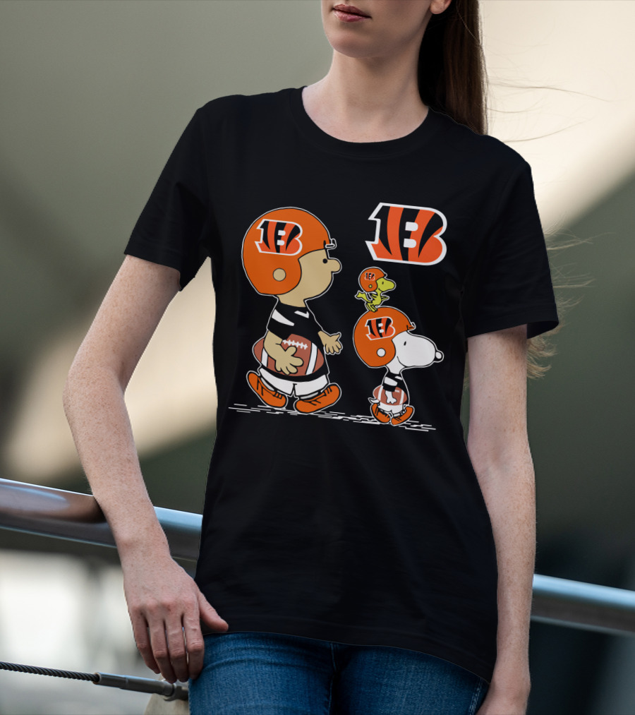 Bengals Snoopy Woodstock Football Gear With Helmet Peanuts Charlie Brown T-Shirt
