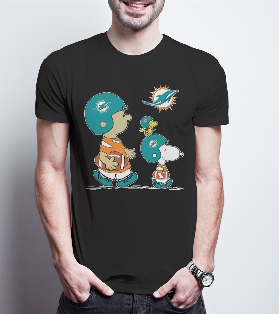 Miami Dolphins Snoopy And Woodstock Football Adventure T-Shirt
